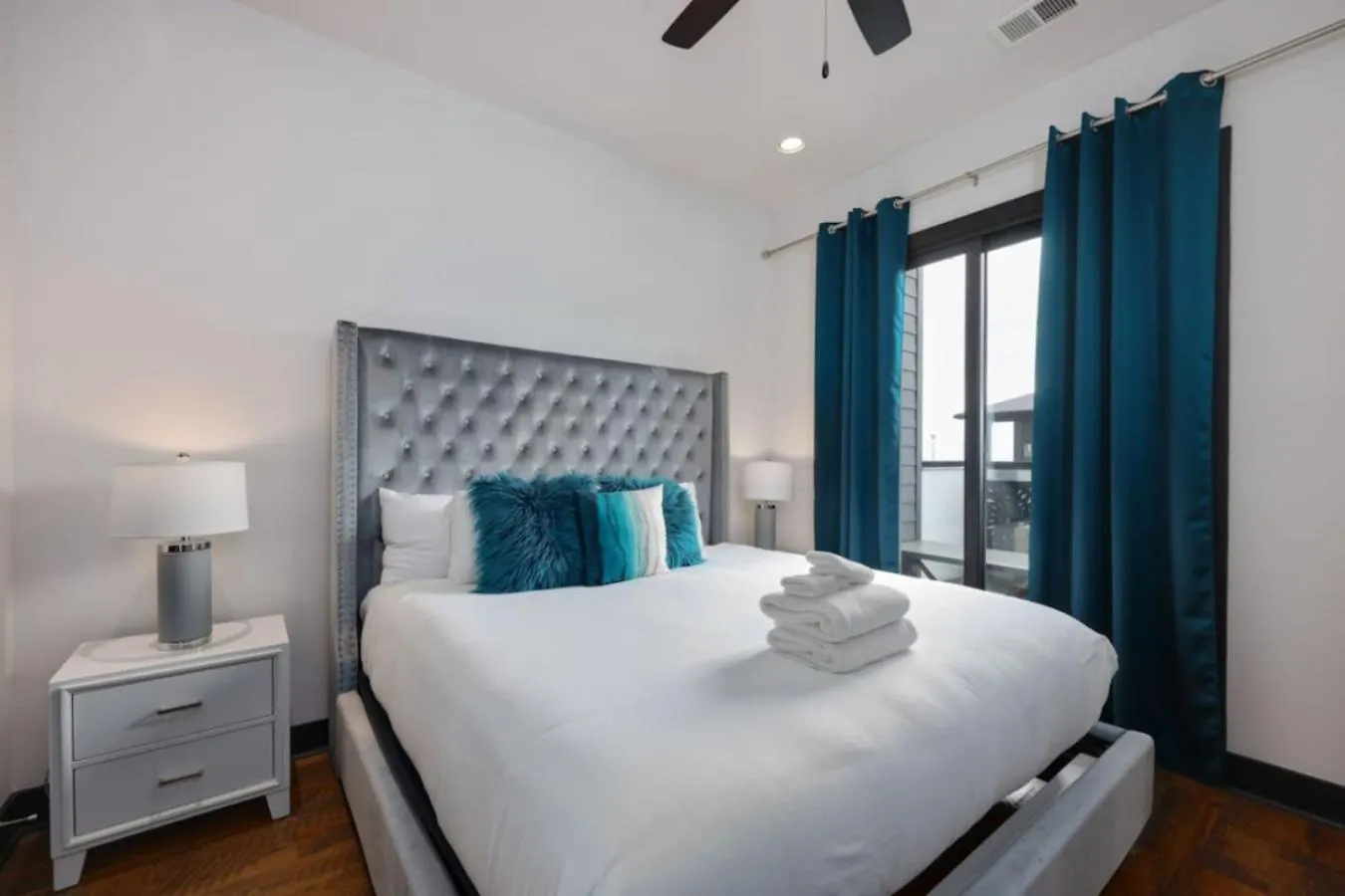 Cerulean Oasis - Rooftop Views - Heart Of The City Nashville 0*,  Verenigde Staten